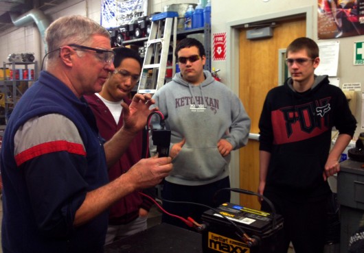 Kayhi auto shop teacher retiring after 14 years