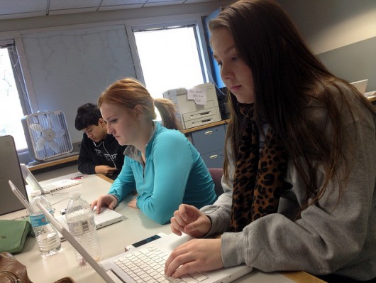 Maddie Robinson (r) and Naomi Updike (l) are juniors. They each take one online class.