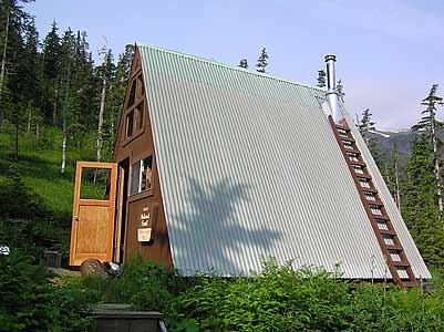 DeBoer Lake cabin in the Petersburg Ranger District of the Tongass National Forest will be removed by 2017. Photo courtesy of the U.S. Forest Service.