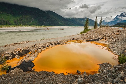 British Columbia goes after leaking mine