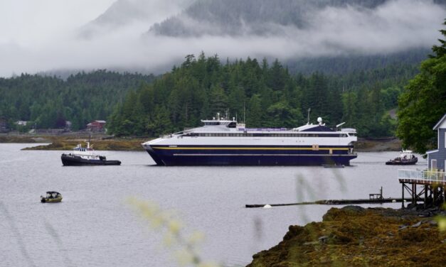 Two former state ferries start their journey to Spain with loading onto transport ship
