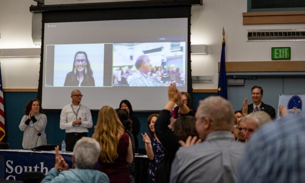 Peltola gets warm welcome at Southeast Conference shortly after Republican House candidates spar in forum