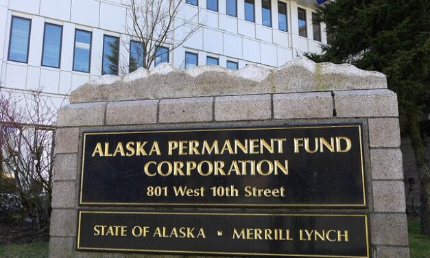 Alaska Permanent Fund’s performance compares favorably to peers, evaluators tell lawmakers