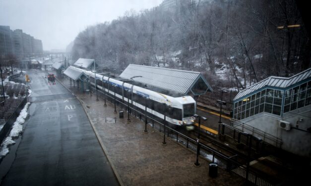 Northeast readies for a major winter storm, with blizzard warnings in effect