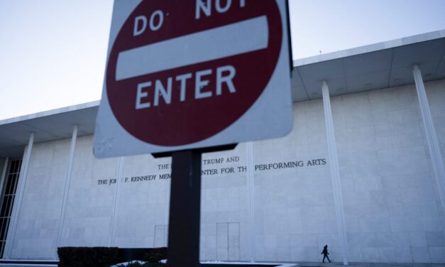 8 architecture and culture groups sue Trump and the Kennedy Center board
