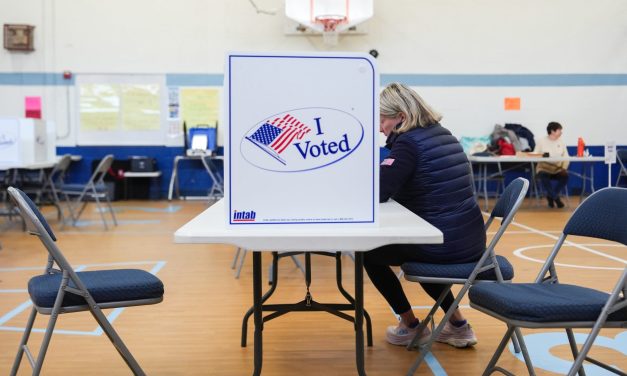 Virginia voters OK a Democratic effort to redraw the state’s congressional map