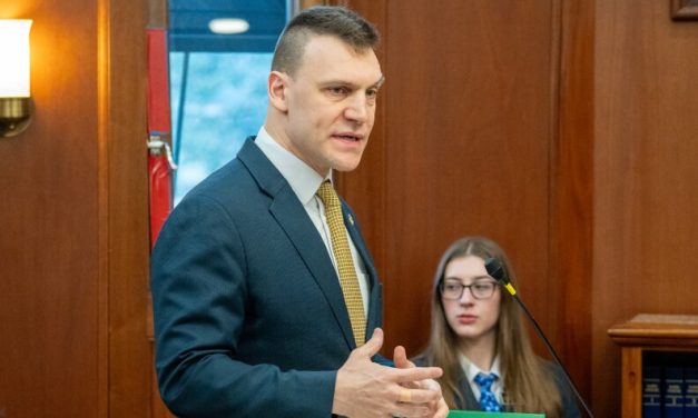 Alaska Senate-passed bill seeks to assert ‘right to repair’ for consumer electronics