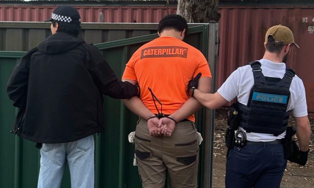 Australian police uncover 3 tons of cocaine