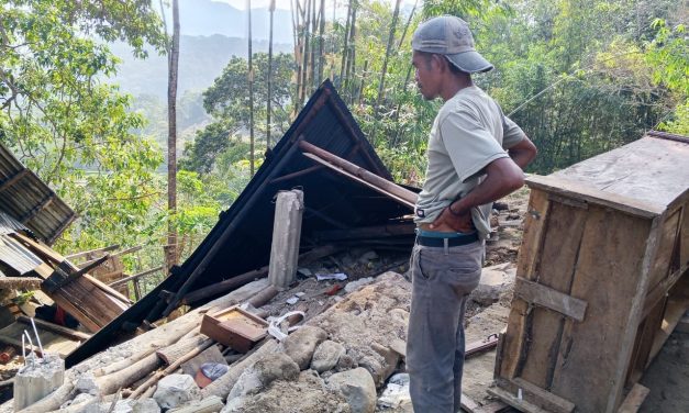 Magnitude 7.7 earthquake strikes off Indonesia’s coast, killing at least 20