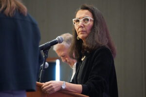 A New York Times article claimed hostility by Mary Peltola. Will it affect Alaska’s Senate race?